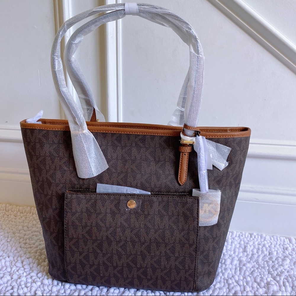 Michael Kors Large Jet  Snap Pocket Leather Tote